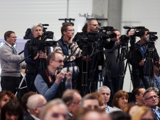 Gyárátadás Dunaföldváron - fotó: Sándor Judit