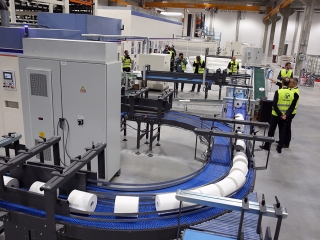 Gyárátadás Dunaföldváron - fotó: Sándor Judit