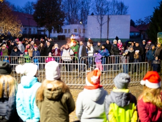 Mikulás Parti Újtelepen (2018) - fotó: Ónodi Zoltán