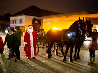 Mikulás Parti Újtelepen (2018) - fotó: Ónodi Zoltán