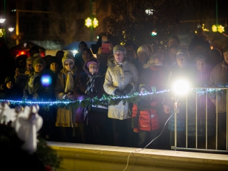 Advent első vasárnapja a főtéren - fotó: Ónodi Zoltán
