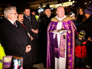 Advent első vasárnapja a főtéren - fotó: Ónodi Zoltán
