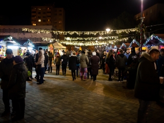 Advent első vasárnapja a főtéren - fotó: Ónodi Zoltán