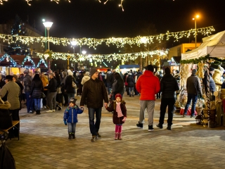Advent első vasárnapja a főtéren - fotó: Ónodi Zoltán