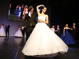 Rudas szalagavató a sportcsarnokban - fotó: Sándor Judit