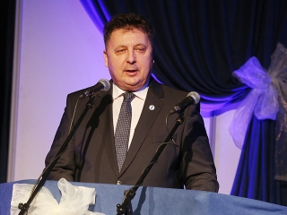 Rudas szalagavató a sportcsarnokban - fotó: Sándor Judit