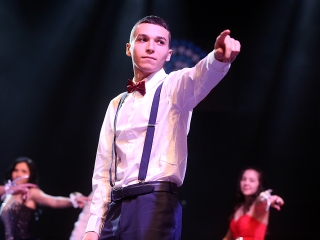 A Dunaferr iskola szalagavatója a sportcsarnokban  - fotó: Sándor Judit