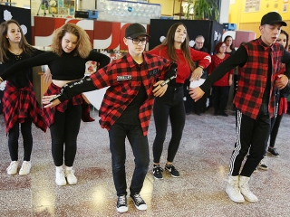 Karácsonyfa díszítő verseny (2018) - fotó: Sándor Judit