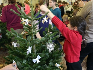 Karácsonyfa díszítő verseny (2018) - fotó: Sándor Judit