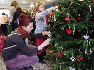 Karácsonyfa díszítő verseny (2018) - fotó: Sándor Judit
