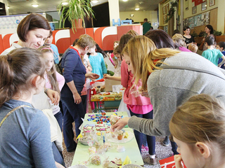 Húsvéti vásár a Dózsa iskolában - fotó: Ónodi Zoltán