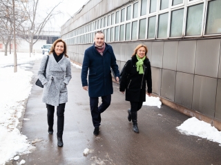 Mezátadó a sportcsarnokban - fotó: Ónodi Zoltán