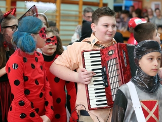 Farsang a Dózsa iskolában (2019) - fotó: Sándor Judit