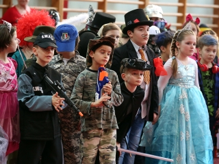 Farsang a Dózsa iskolában (2019) - fotó: Sándor Judit