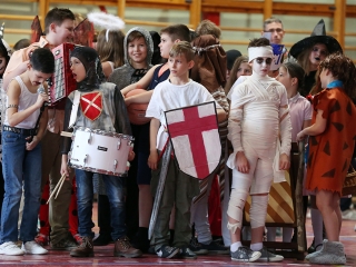 Farsang a Dózsa iskolában (2019) - fotó: Sándor Judit