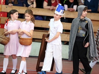 Farsang a Dózsa iskolában (2019) - fotó: Sándor Judit