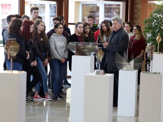 Tárlatvezetés a Pannonban - fotó: Sándor Judit