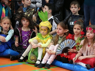 Farsangi bál a Móriczban - fotó: 