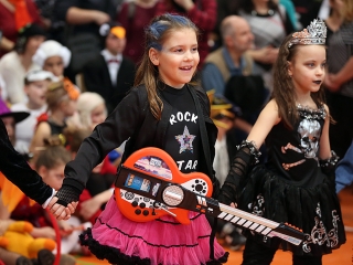 Farsangi bál a Móriczban - fotó: 