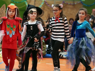 Farsangi bál a Móriczban - fotó: 