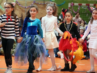 Farsangi bál a Móriczban - fotó: 