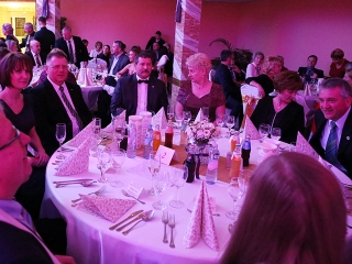 Alapítványi bál a POK-ban - fotó: Sándor Judit