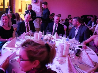 Alapítványi bál a POK-ban - fotó: Sándor Judit