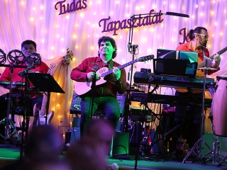 Alapítványi bál a POK-ban - fotó: Sándor Judit