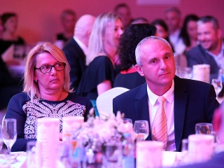 Alapítványi bál a POK-ban - fotó: Sándor Judit