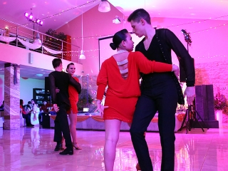 Alapítványi bál a POK-ban - fotó: Sándor Judit