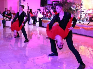 Alapítványi bál a POK-ban - fotó: Sándor Judit