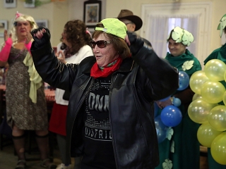 Nyugdíjasok farsangja Pentelén - fotó: Sándor Judit