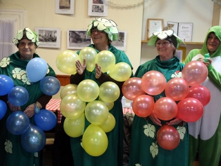 Nyugdíjasok farsangja Pentelén - fotó: Sándor Judit