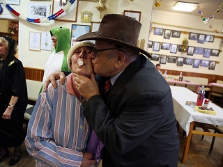 Nyugdíjasok farsangja Pentelén - fotó: Sándor Judit