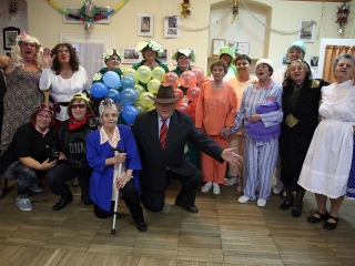 Nyugdíjasok farsangja Pentelén - fotó: Sándor Judit