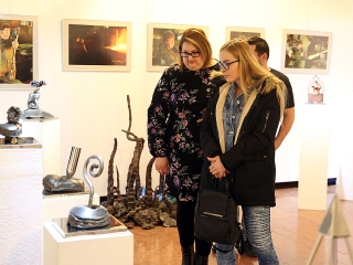 Gombos István kiállítása Pakson - fotó: Sándor Judit