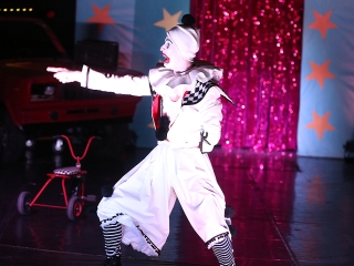 Táncirkusz - Premier a Bartókban - fotó: Sándor Judit