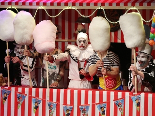 Táncirkusz - Premier a Bartókban - fotó: Sándor Judit