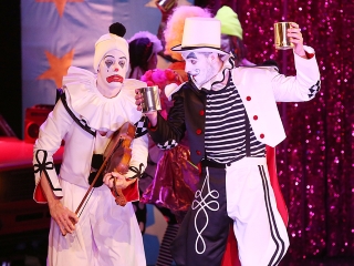 Táncirkusz - Premier a Bartókban - fotó: Sándor Judit