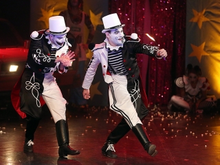 Táncirkusz - Premier a Bartókban - fotó: Sándor Judit