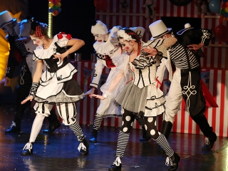 Táncirkusz - Premier a Bartókban - fotó: Sándor Judit