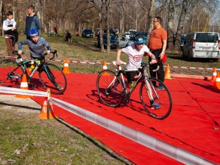 Duatlon a Duna-parton - fotó: Ónodi Zoltán
