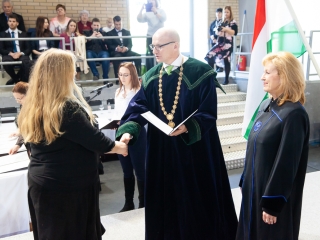 Diplomaátadó az egyetemen (2019. március) - fotó: Ónodi Zoltán