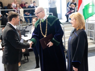 Diplomaátadó az egyetemen (2019. március) - fotó: Ónodi Zoltán