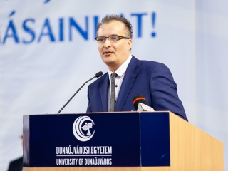 Diplomaátadó az egyetemen (2019. március) - fotó: Ónodi Zoltán