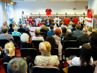 Könyvbemutató a könyvtárban - fotó: Ónodi Zoltán