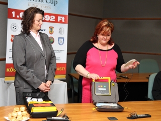 Életmentő összefogás - fotó: Sándor Judit