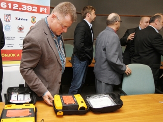 Életmentő összefogás - fotó: Sándor Judit