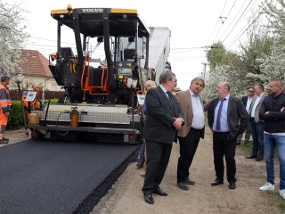 Nagyvenyimi fejlesztések - Településbejárás - fotó: Sándor Judit