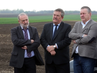 Nagyvenyimi fejlesztések - Településbejárás - fotó: Sándor Judit